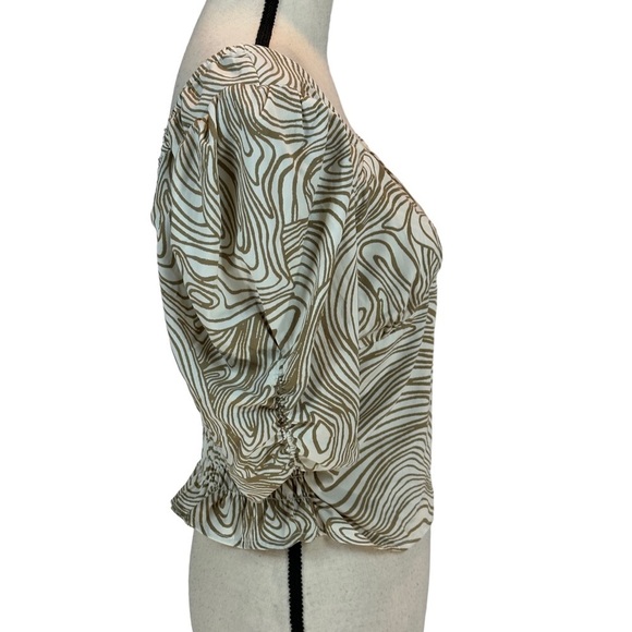 Open Edit Short Sleeve Smocked Back Abstract Print Crop Top - Cream Tan - size M - Picture 2 of 8
